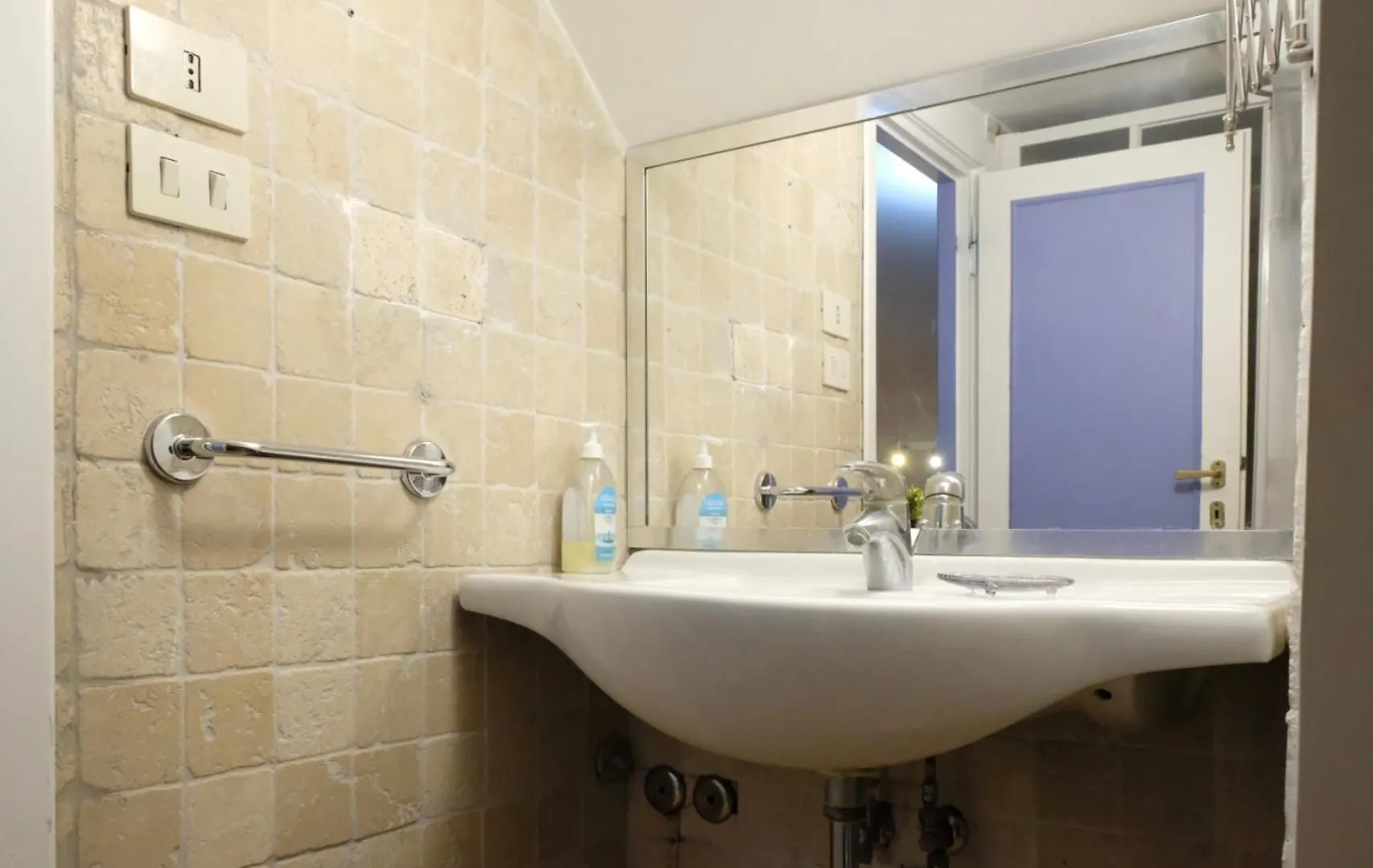 Apartment Via Giulia Rome